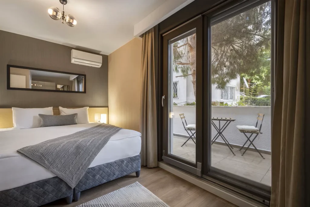 Konak-Ciragan-Bosphorus-Apartments-07-Alturk