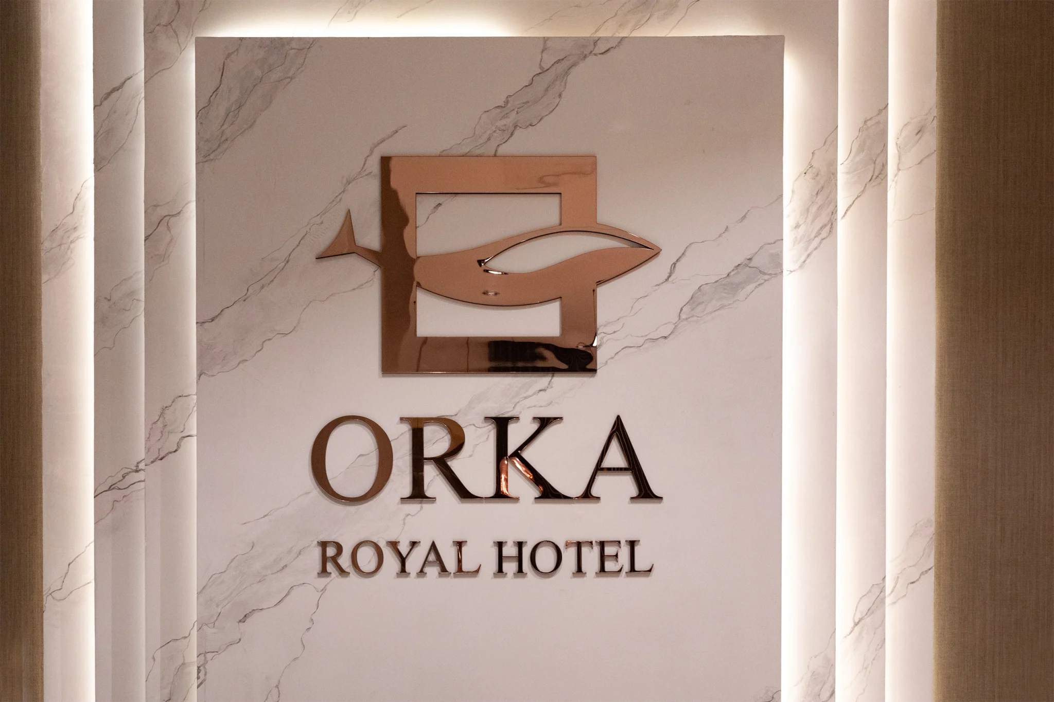 Orka-Royal-Hotel Lobi-Istanbul-01-Alturk